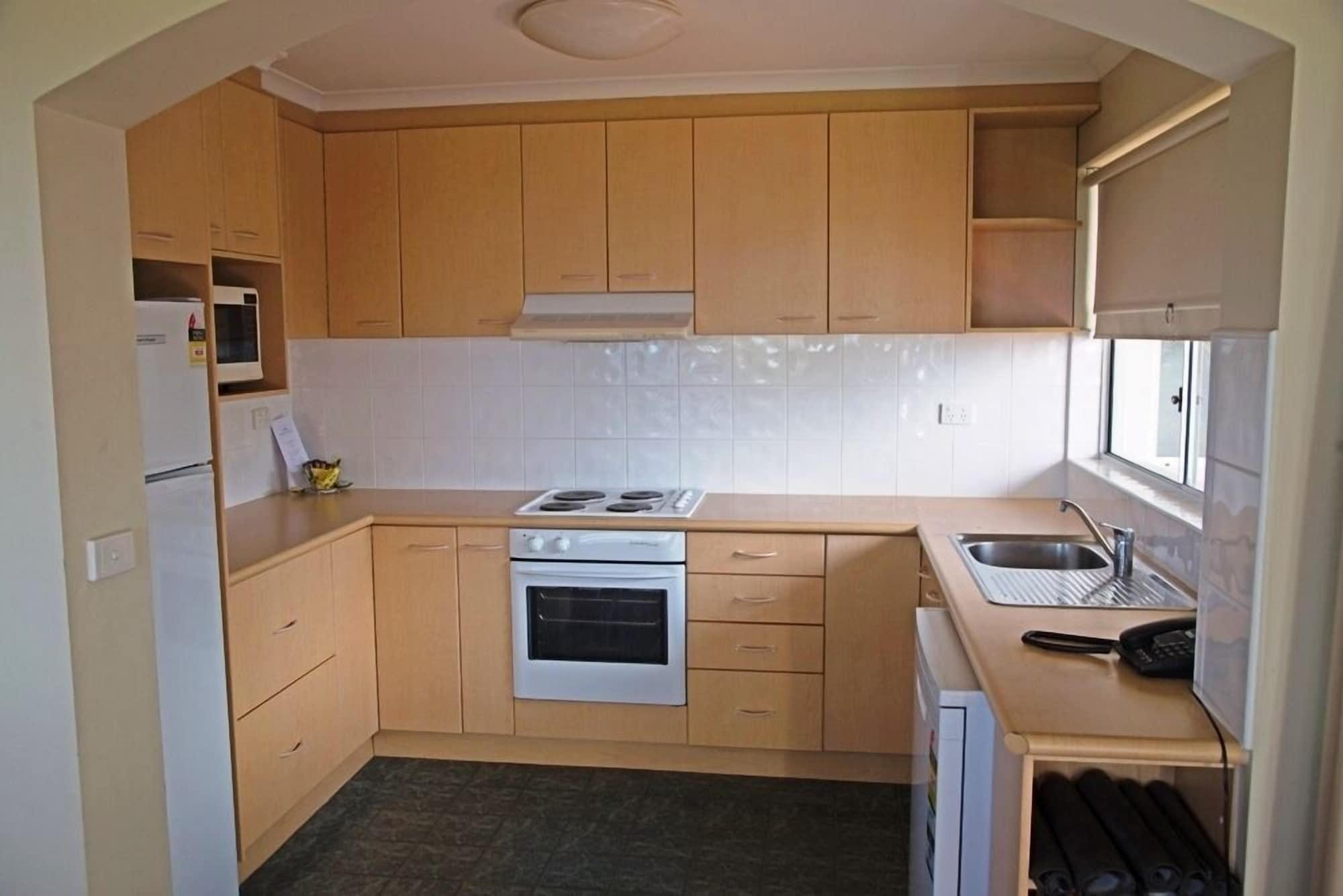 נארומה Amooran Oceanside Apartments And Motel מראה חיצוני תמונה