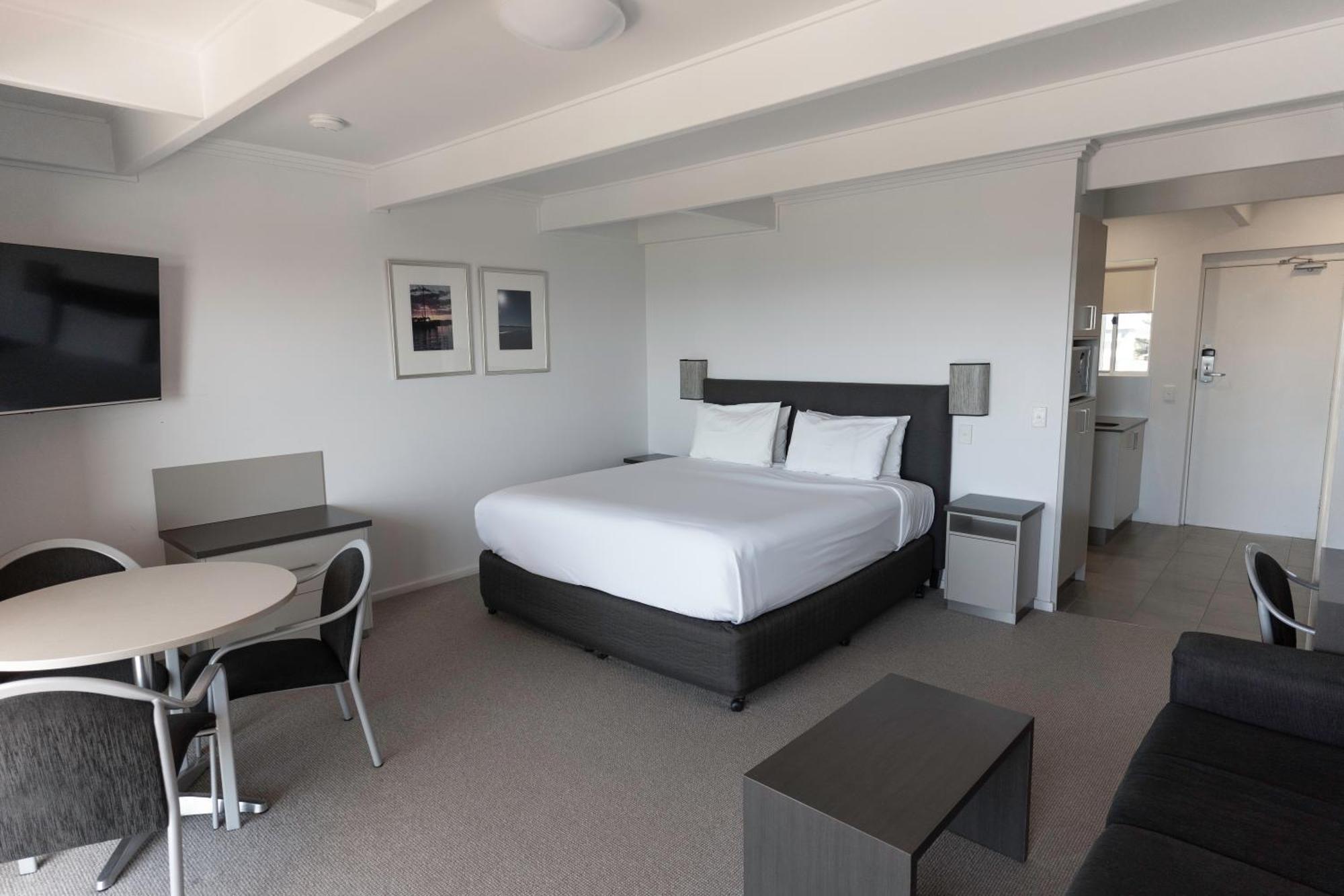 נארומה Amooran Oceanside Apartments And Motel מראה חיצוני תמונה