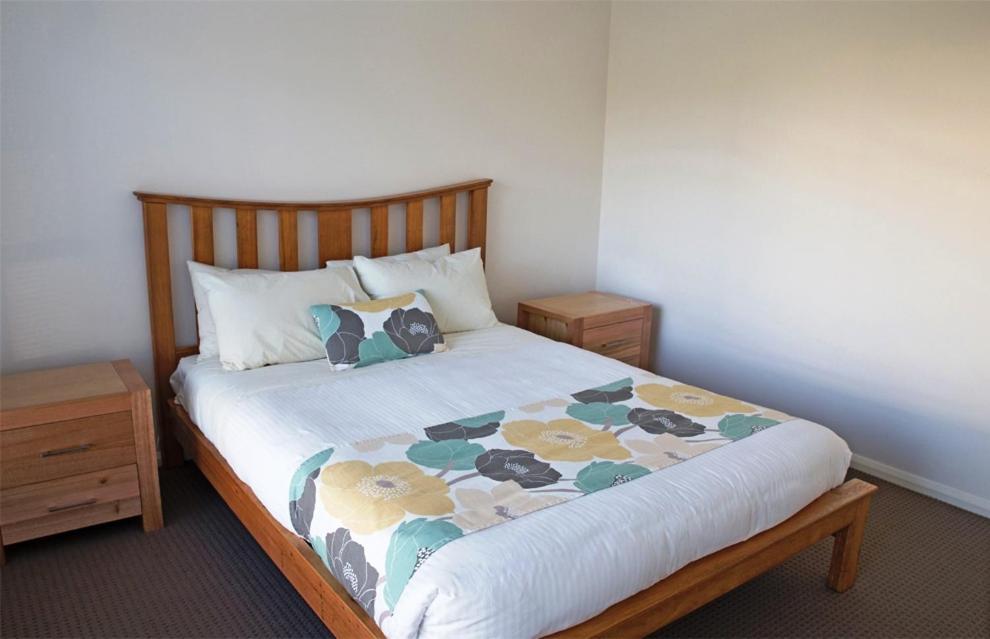 נארומה Amooran Oceanside Apartments And Motel מראה חיצוני תמונה