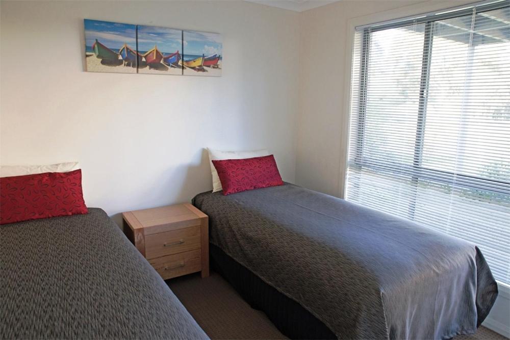 נארומה Amooran Oceanside Apartments And Motel מראה חיצוני תמונה